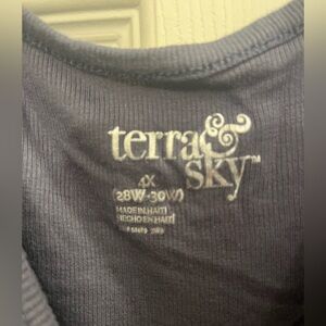4X Terra & Sky Charcoal Gray Knit Top